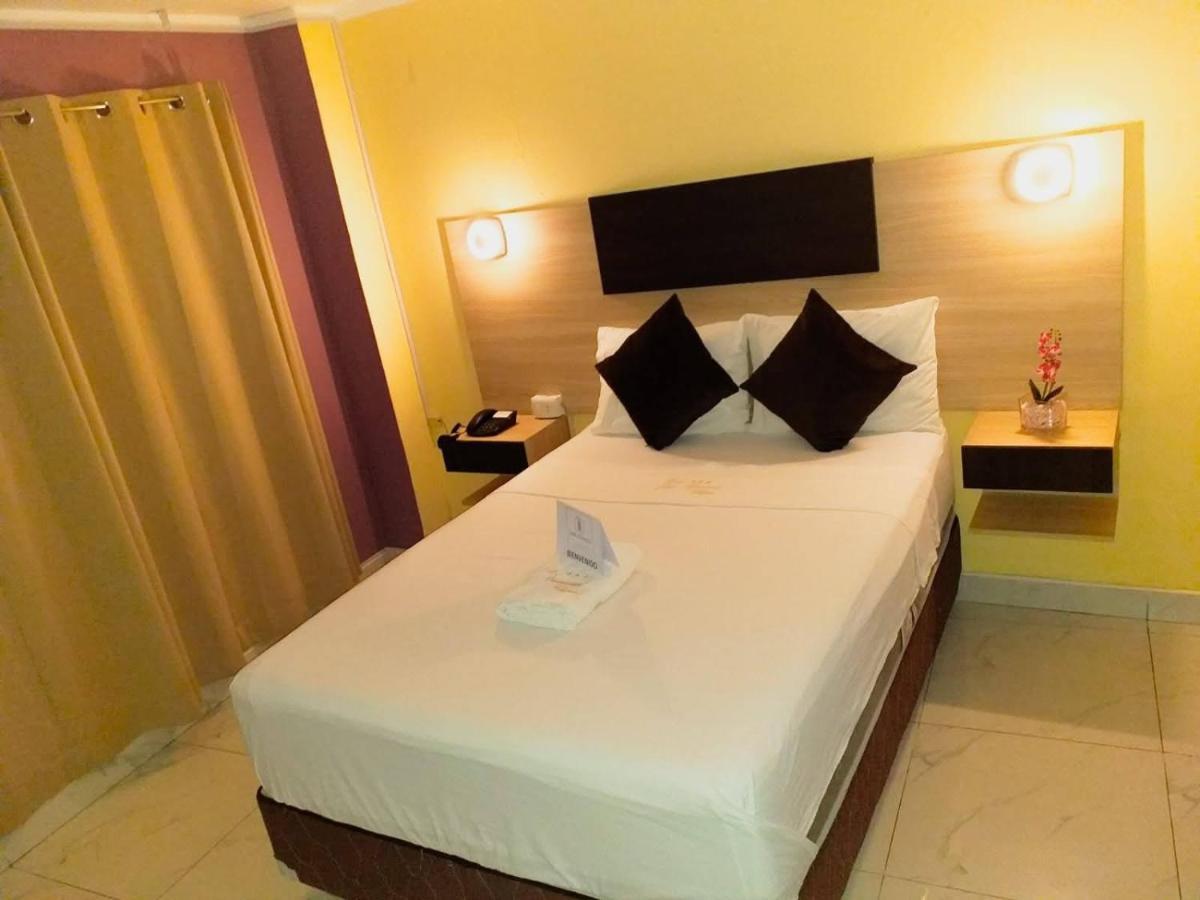 Hotel Jose Ignacio Chepen ภายนอก รูปภาพ